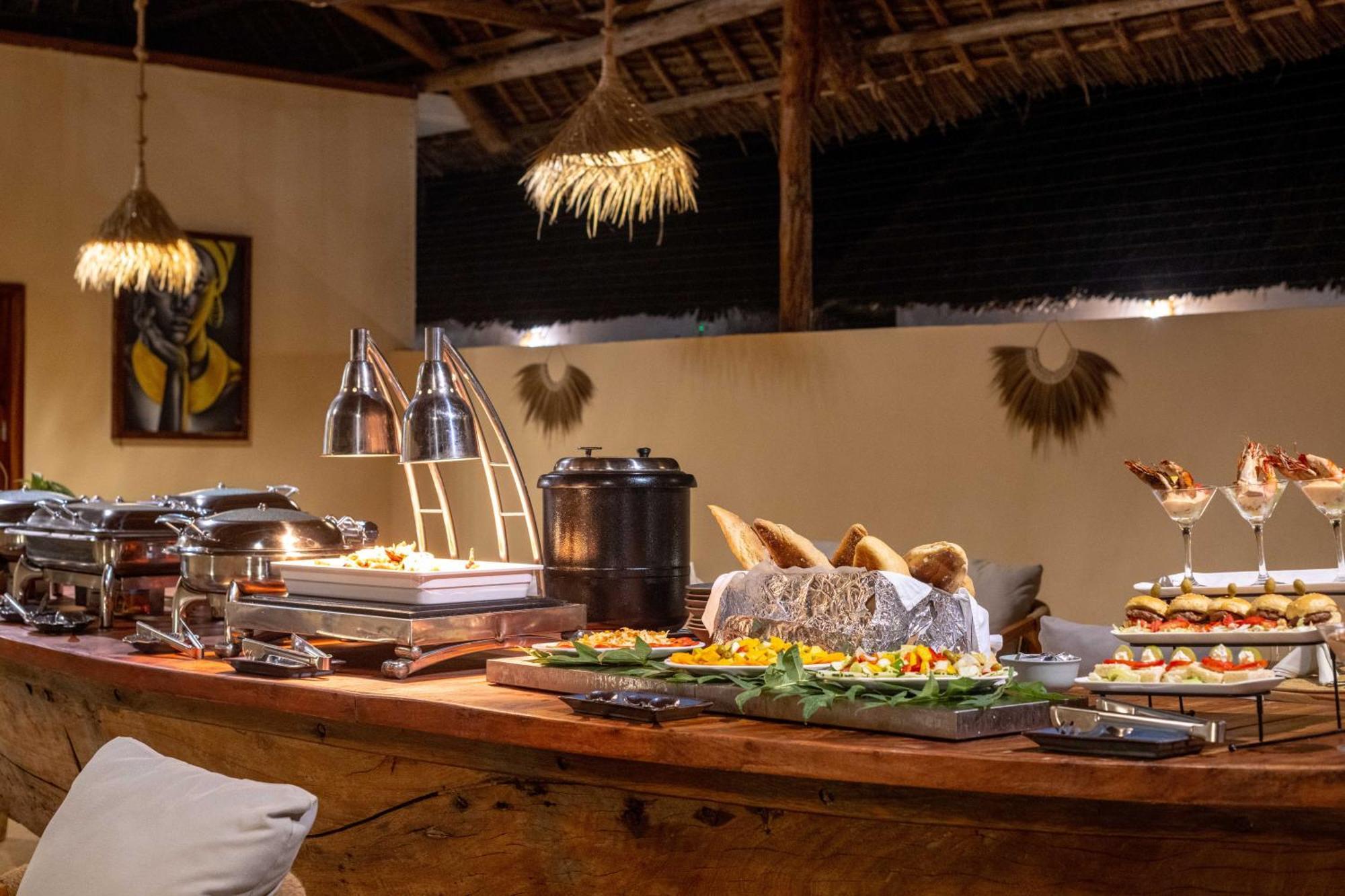 Safaya Luxury Villas - Adults Only Nungwi Exterior photo