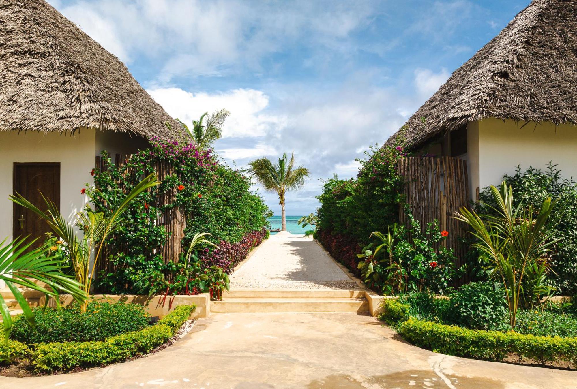 Safaya Luxury Villas - Adults Only Nungwi Exterior photo