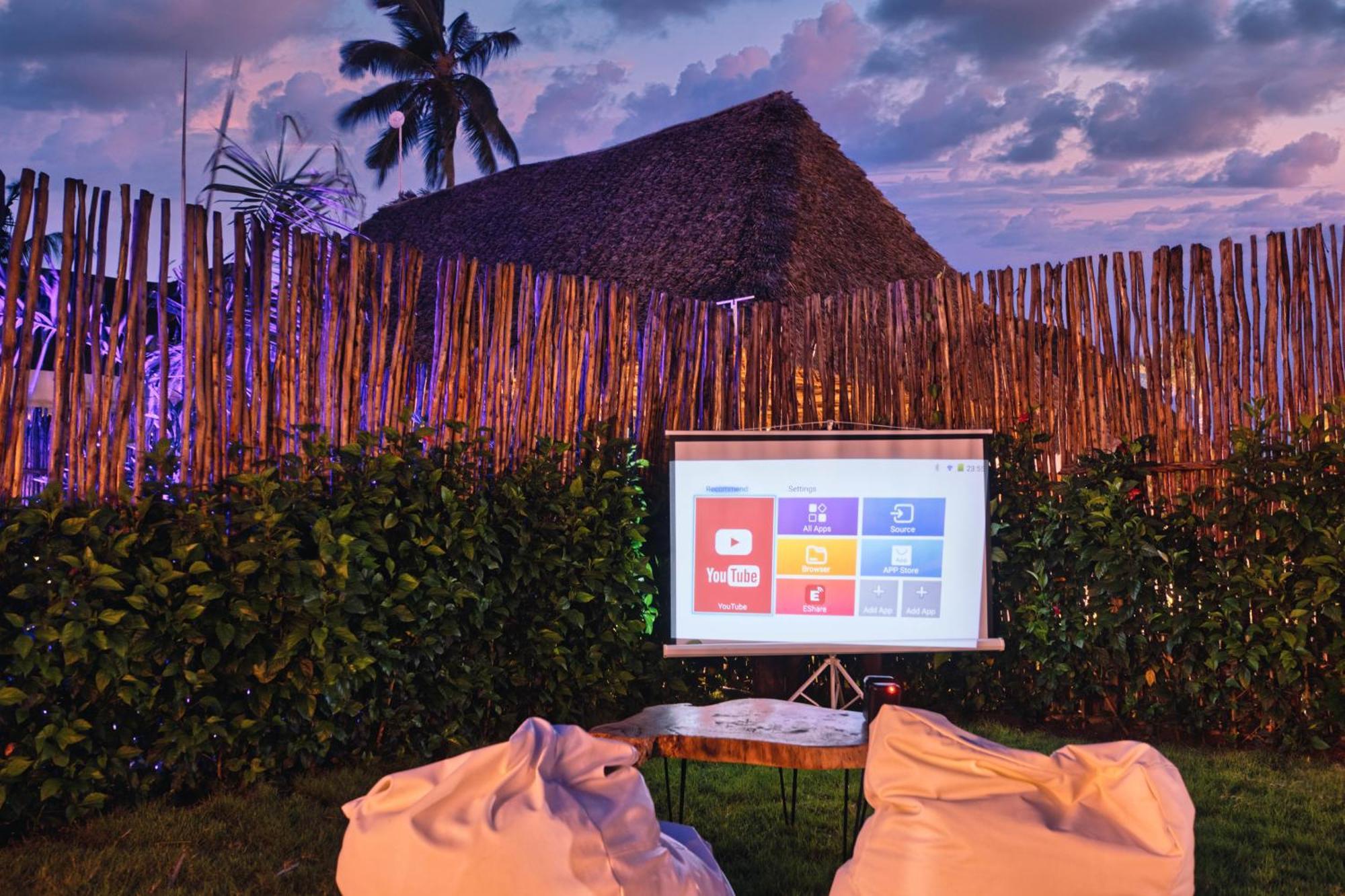 Safaya Luxury Villas - Adults Only Nungwi Exterior photo